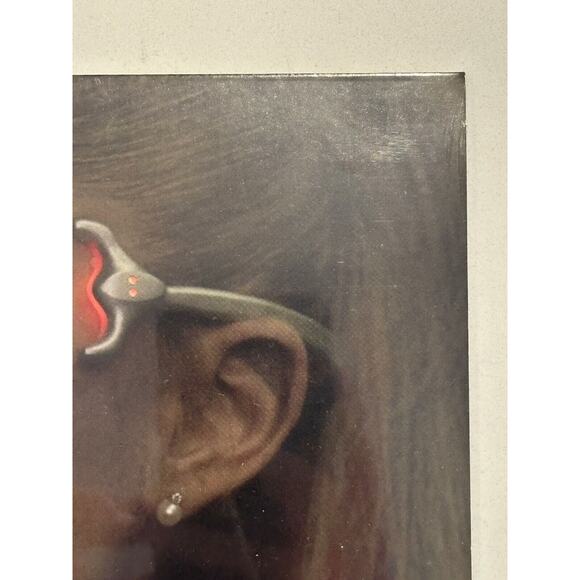 Ariana Grande We Can't Be Friends 7" Vinyl - Picture 5 of 11